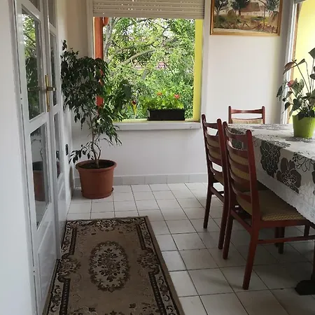 Apartment Zsiga Apartman Haus Balatonboglar