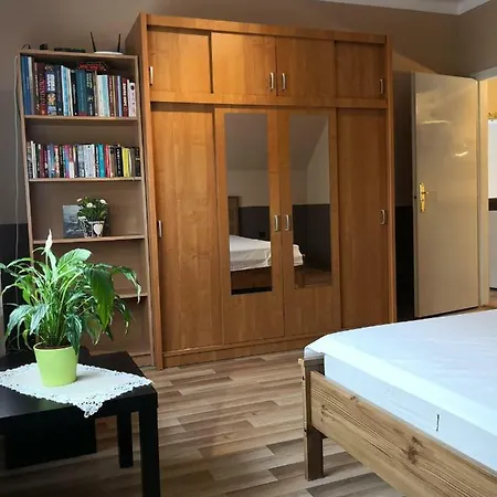 Zsiga Apartman Haus Balatonboglar