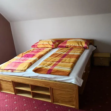 Zsiga Apartman Haus