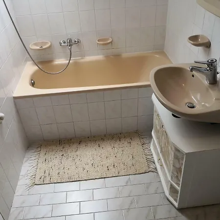 Zsiga Apartman Haus