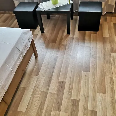 Zsiga Apartman Haus Balatonboglar