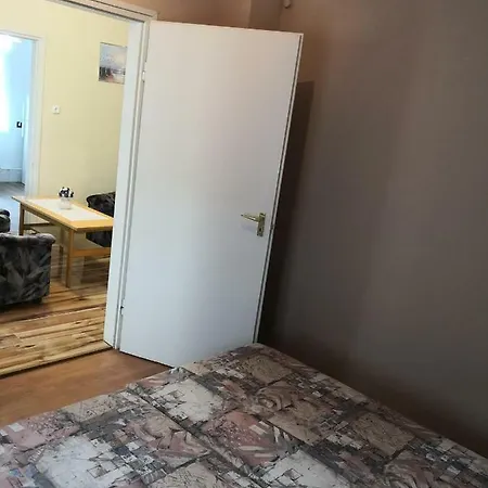 Apartment Zsiga Apartman Haus